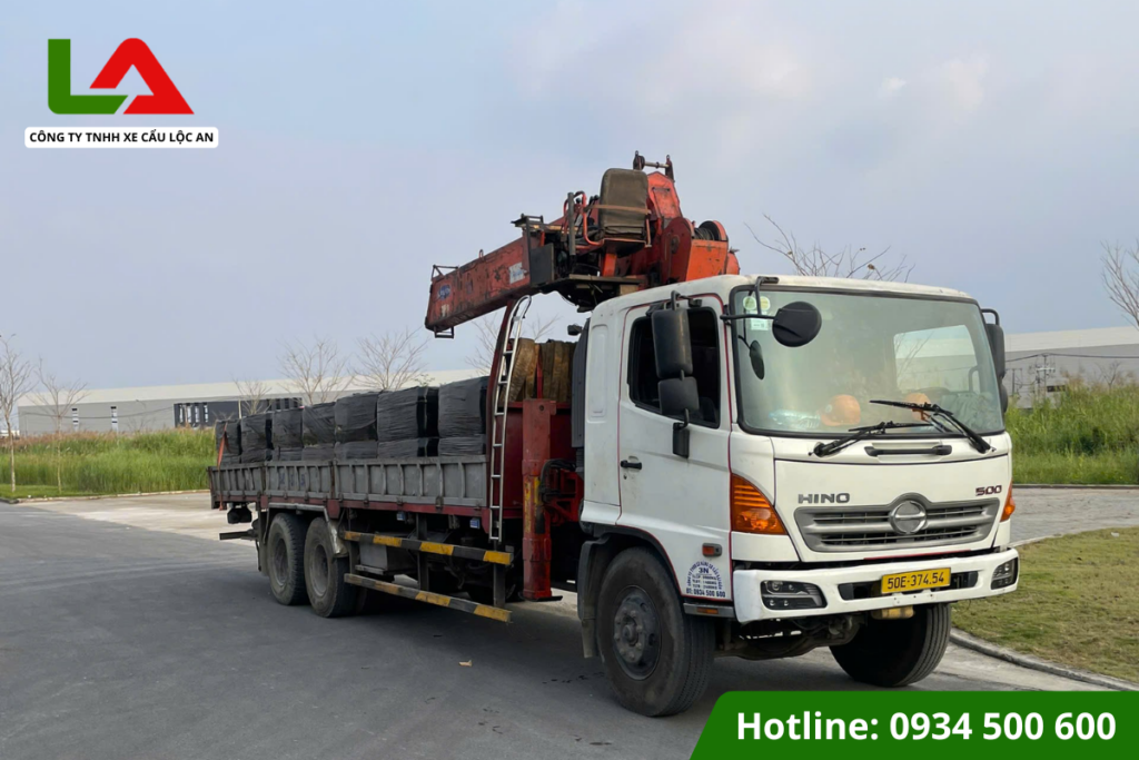 Dịch Vụ Vận Chuyển Hàng Bằng Xe Cẩu