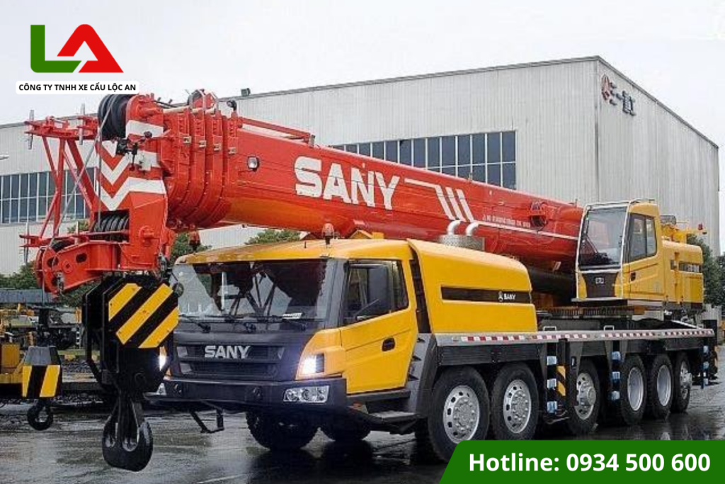 Cẩu Kato nâng hạ máy móc công nghiệp Quận Bình Tân