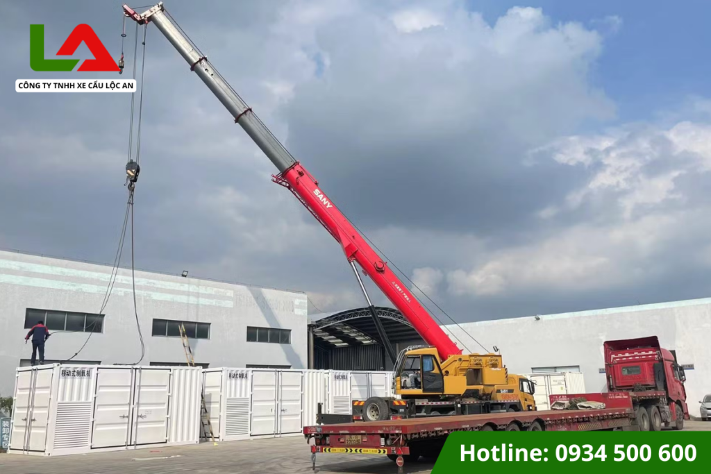 Dịch Vụ Cẩu Kato Hạ Container