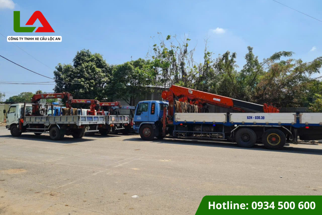 Thuê xe cẩu thùng từ TPHCM đi Long An