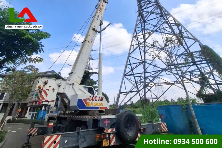 Cho Thuê Xe Cẩu Kato 70 Tấn