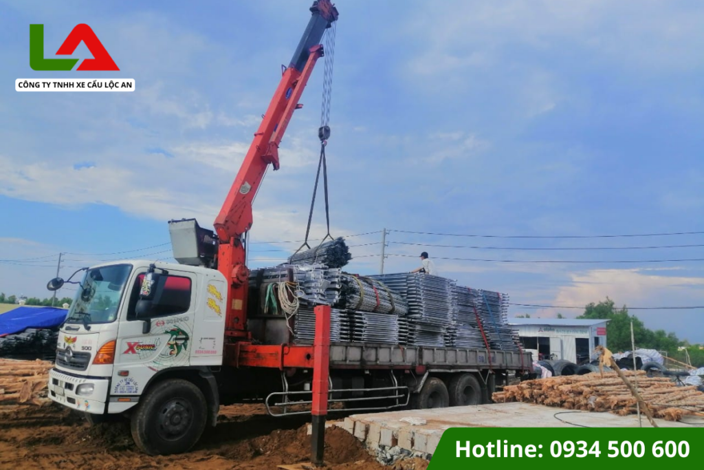 Cho Thuê Xe Cẩu Thùng Quận 1