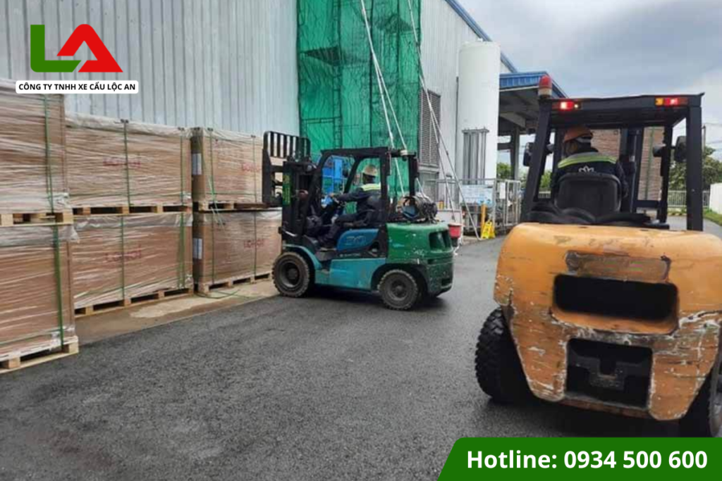 Cho thuê xe nâng KCN Hiệp Phước